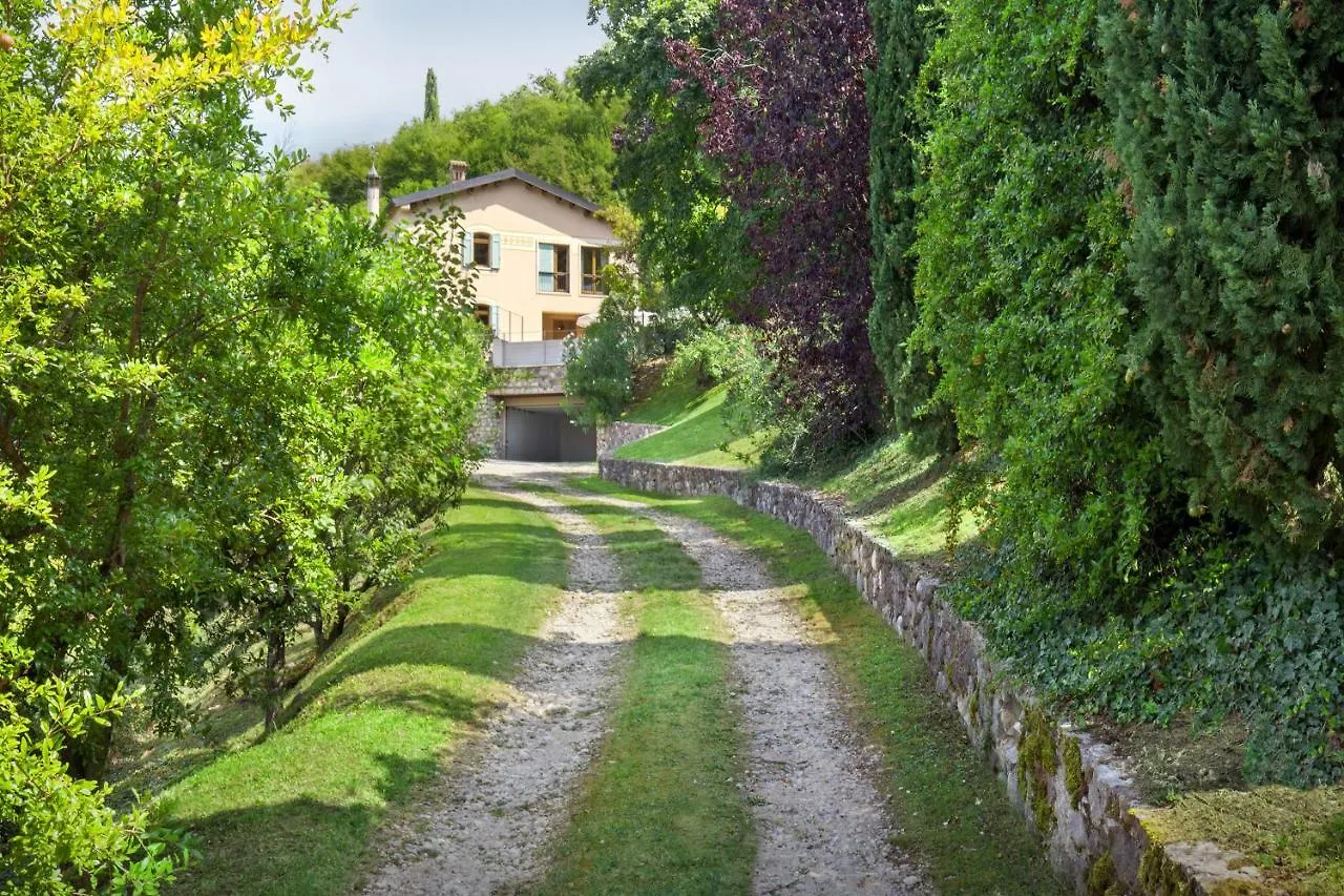 Villa Ca Cantoni With Pool Garda  Italy